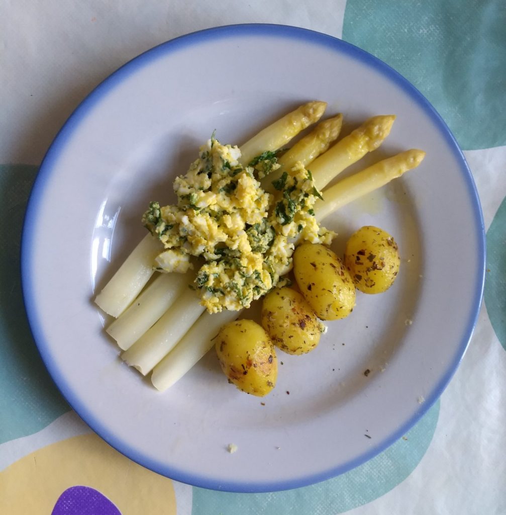 asperges a la flamande